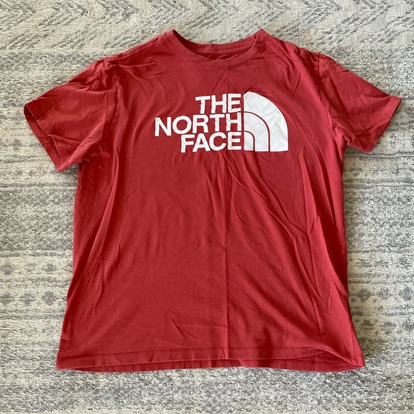 Red North Face tee - Picture 1 of 2